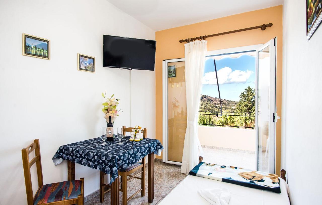 Aristotelis Apartments Razáta Exteriér fotografie
